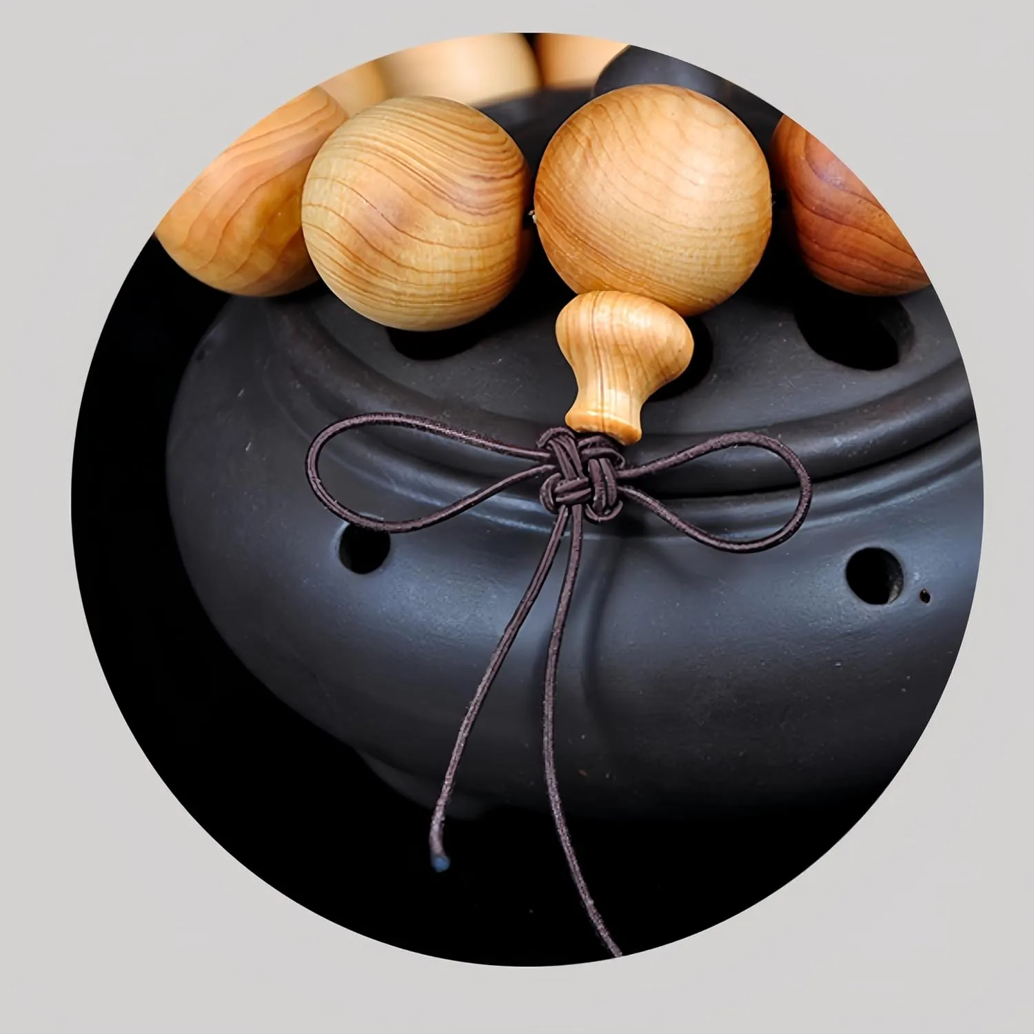 108 8mm Wooden Mala Necklace Bracelet for Men and Women, Prayer Meditation Buddhist or Wear Jewelry, for Gifts for Yourself or Friends and Family.