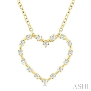 1/4 ctw Open Window Heart Frame Round Cut Diamond Fashion Pendant With Chain in 10K Yellow Gold