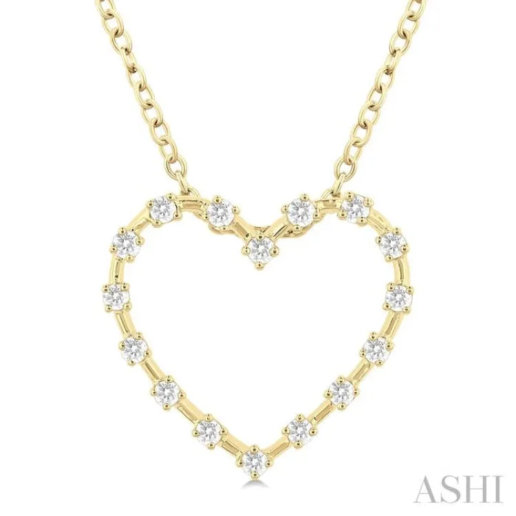 1/4 ctw Open Window Heart Frame Round Cut Diamond Fashion Pendant With Chain in 10K Yellow Gold