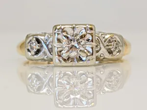 14K TWO-TONE .16 CARAT TOTAL WEIGHT VS2 G ROUND DIAMOND (3) ILLUSION BOXHEAD ESTATE RING