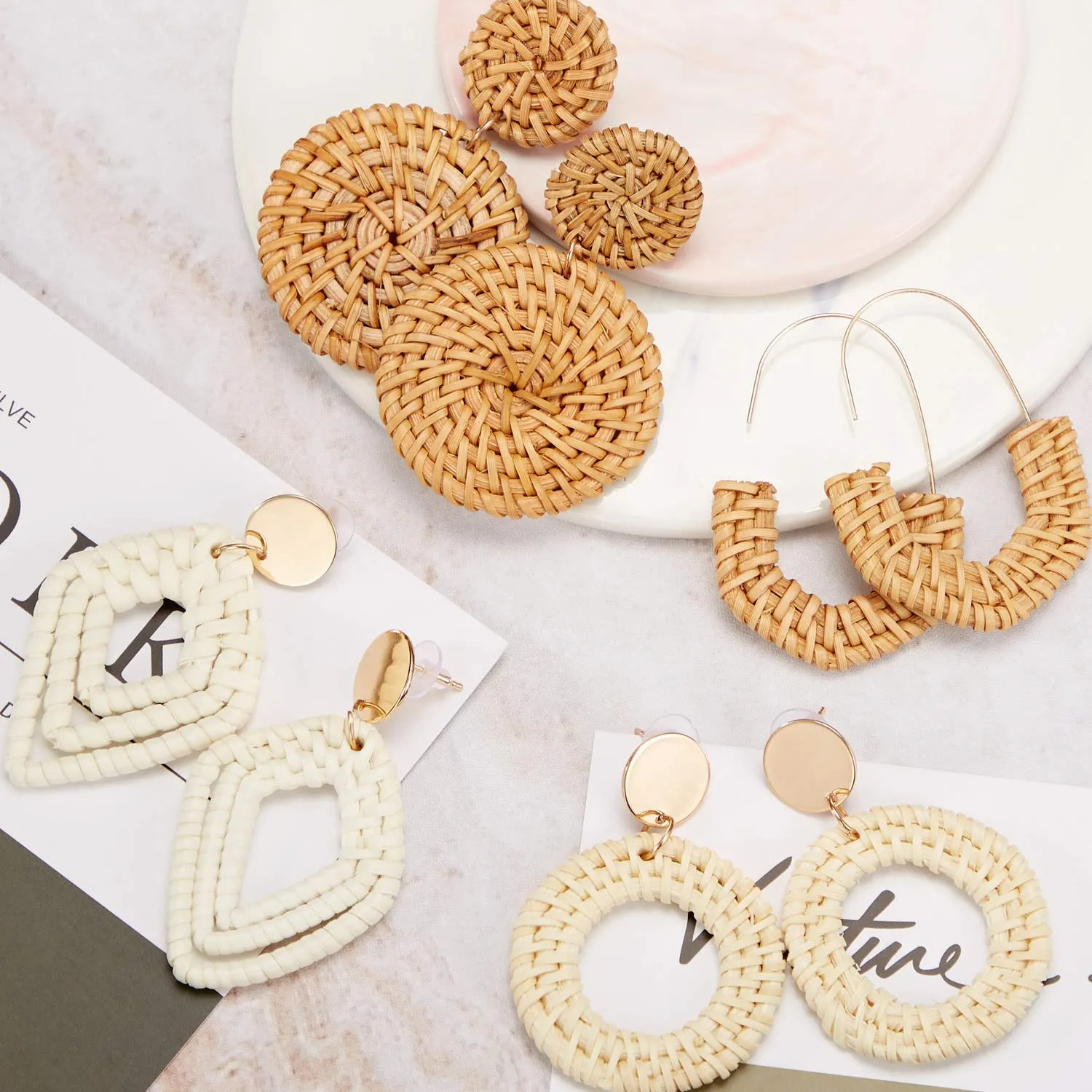 4 Pairs Rattan Earrings Lightweight Geometric Statement Tassel Woven Bohemian Earrings Handmade Straw Wicker Braid Hoop Drop Dangle Earrings For Women Girls (Style B)