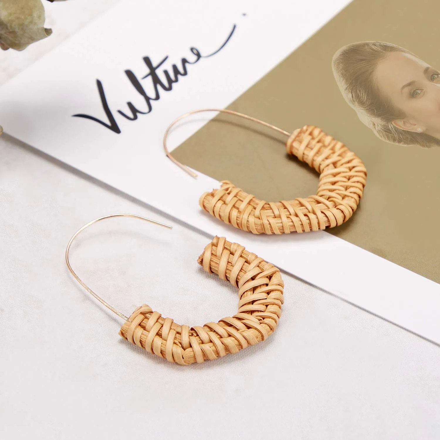 4 Pairs Rattan Earrings Lightweight Geometric Statement Tassel Woven Bohemian Earrings Handmade Straw Wicker Braid Hoop Drop Dangle Earrings For Women Girls (Style B)