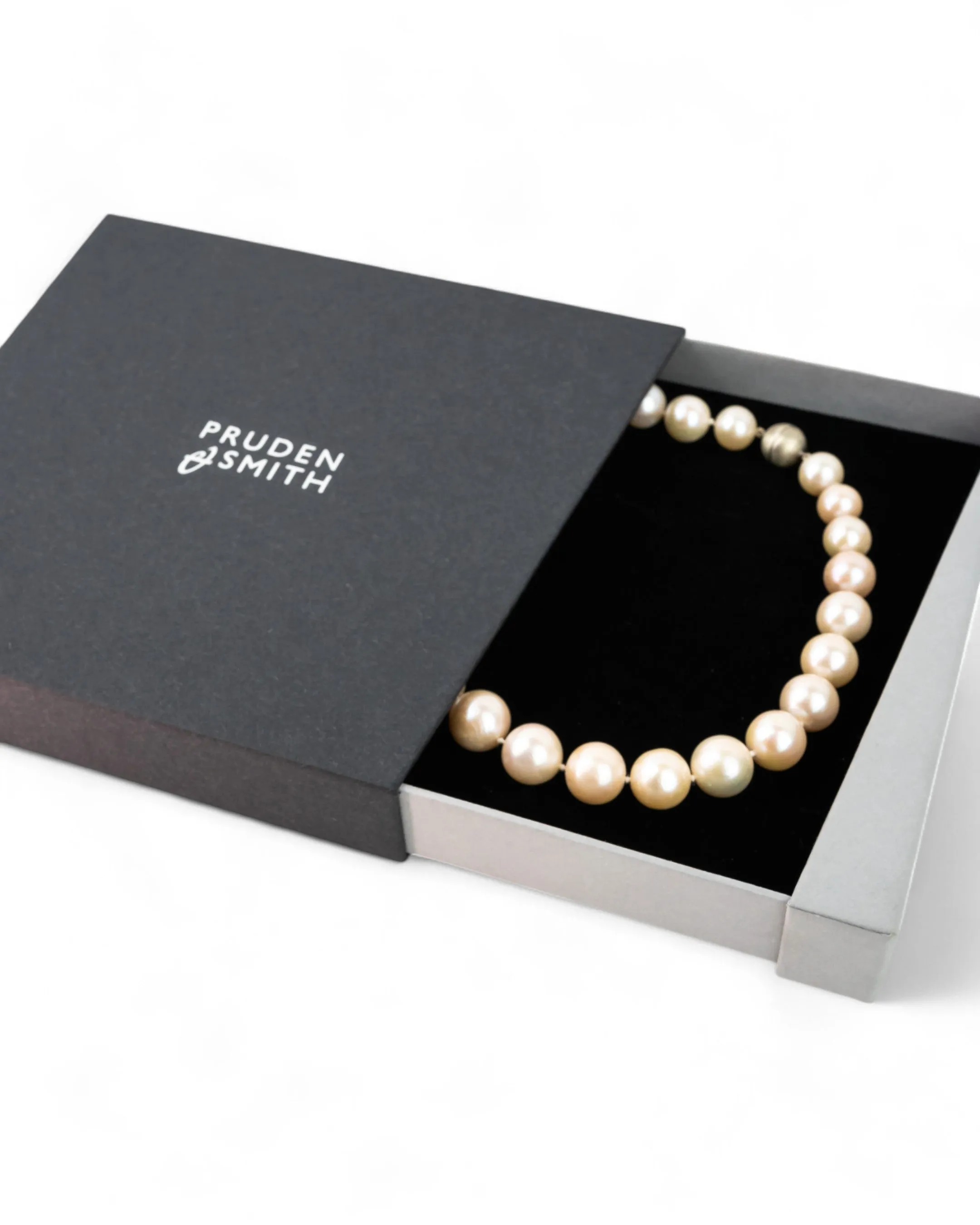 9ct Yellow Gold White Pearl Necklace