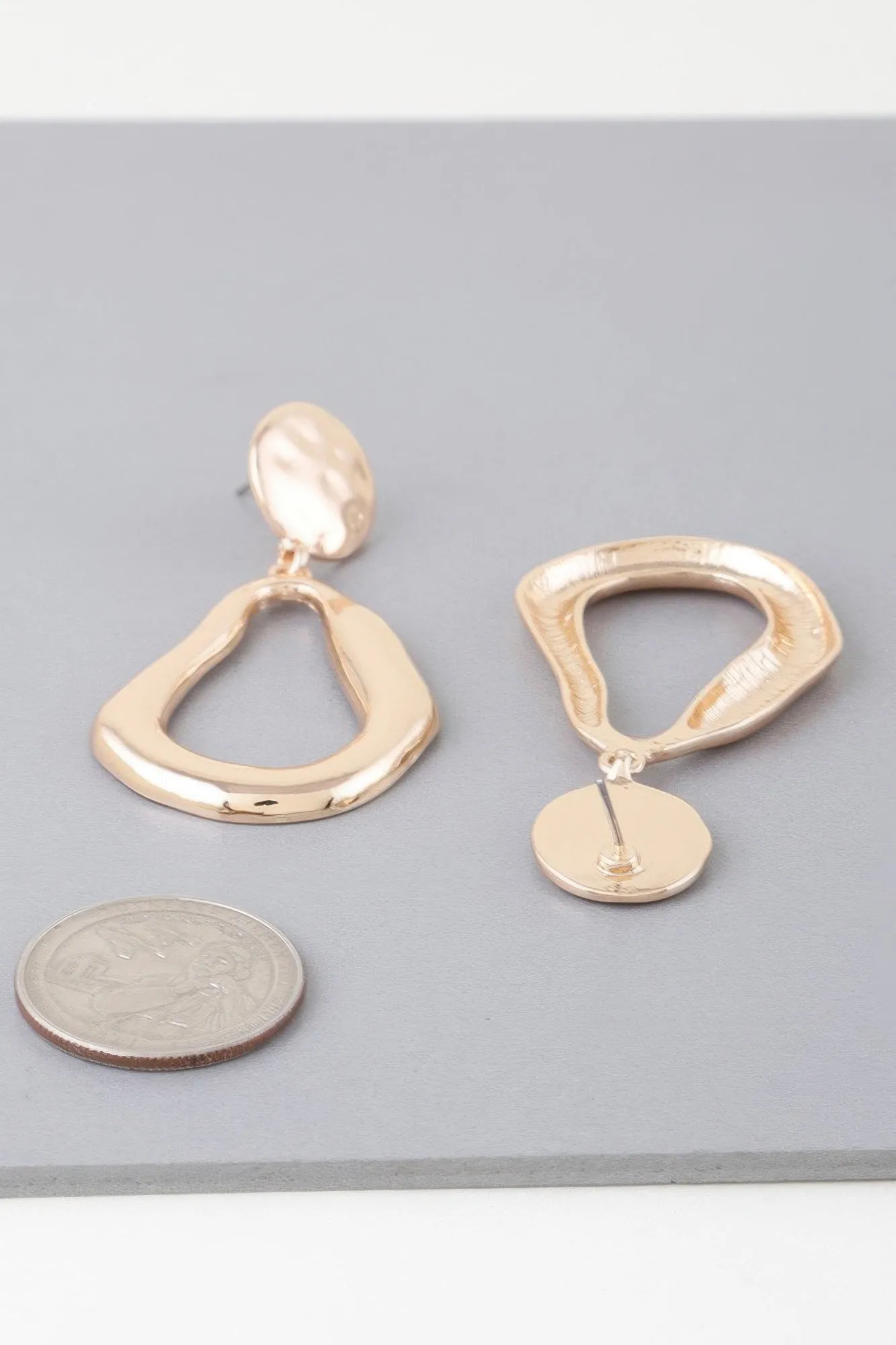 Abstract Shiny Teardrop Earrings