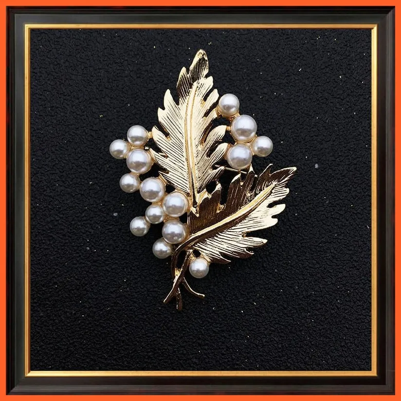 Beautiful Pearl Metal Brooch For Women