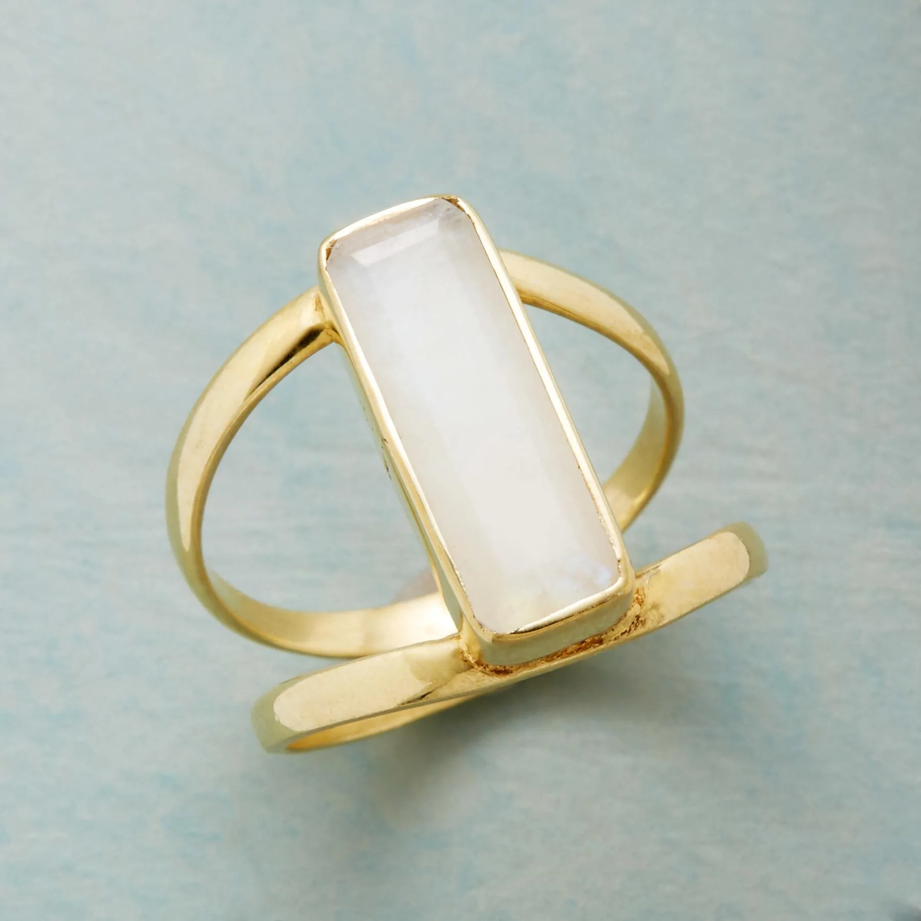 Captured Light Ring