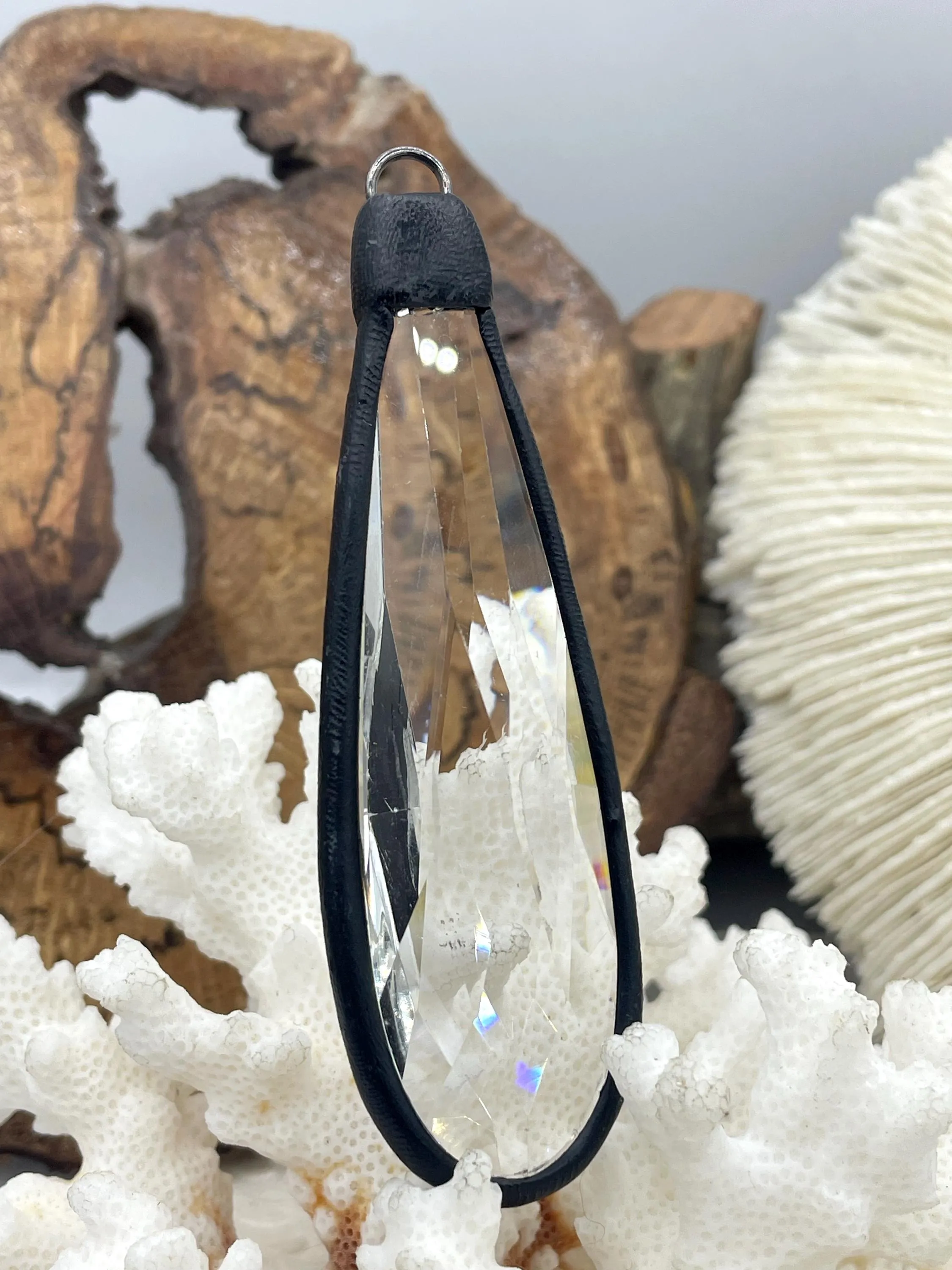Clear Crystal Teardrop, Gold or Matte Black Soldered Pendants. Teardrop Soldered Charm, Drop Soldered Pendants, 2 Styles. Fast Shipping