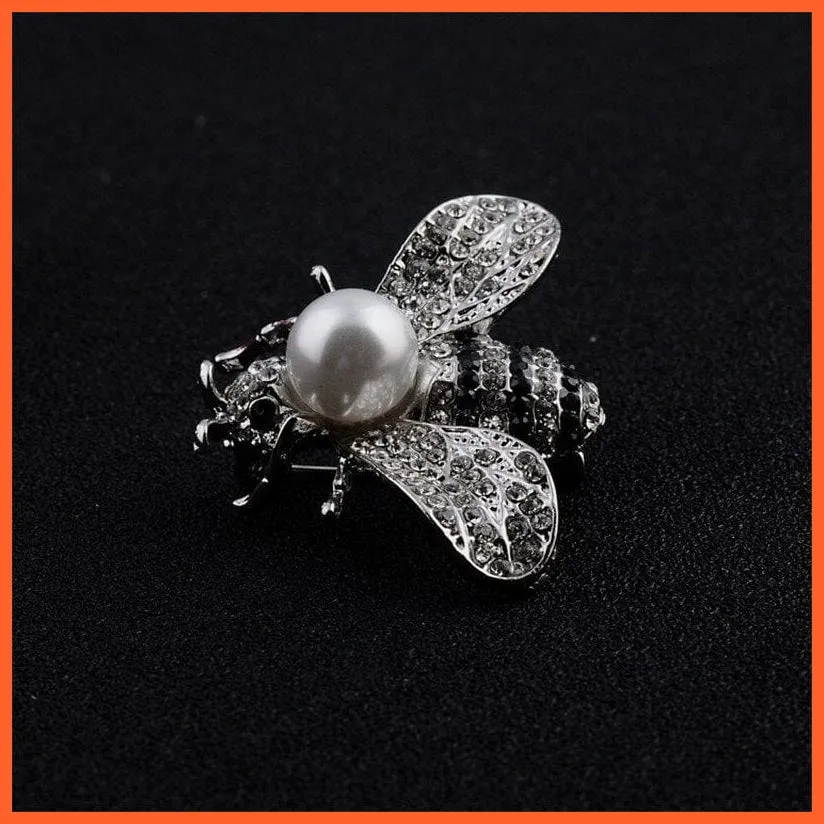 Cute Pearl Bee Brooches