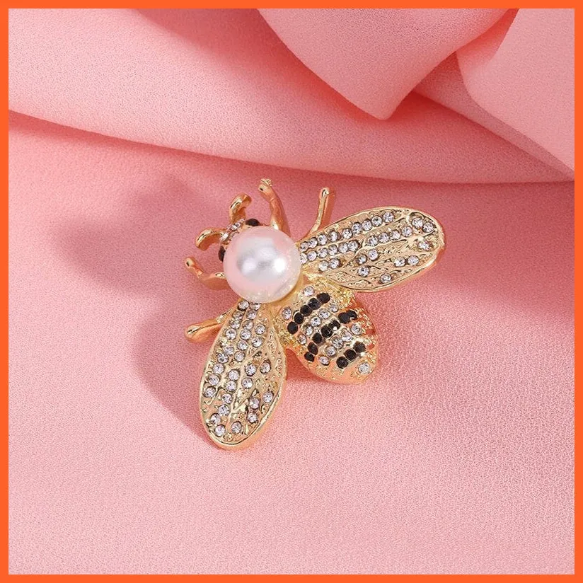 Cute Pearl Bee Brooches