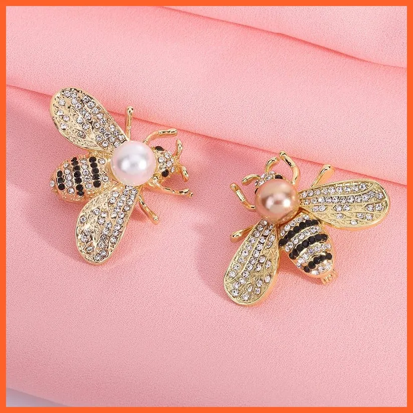 Cute Pearl Bee Brooches