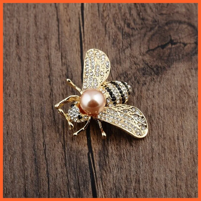 Cute Pearl Bee Brooches
