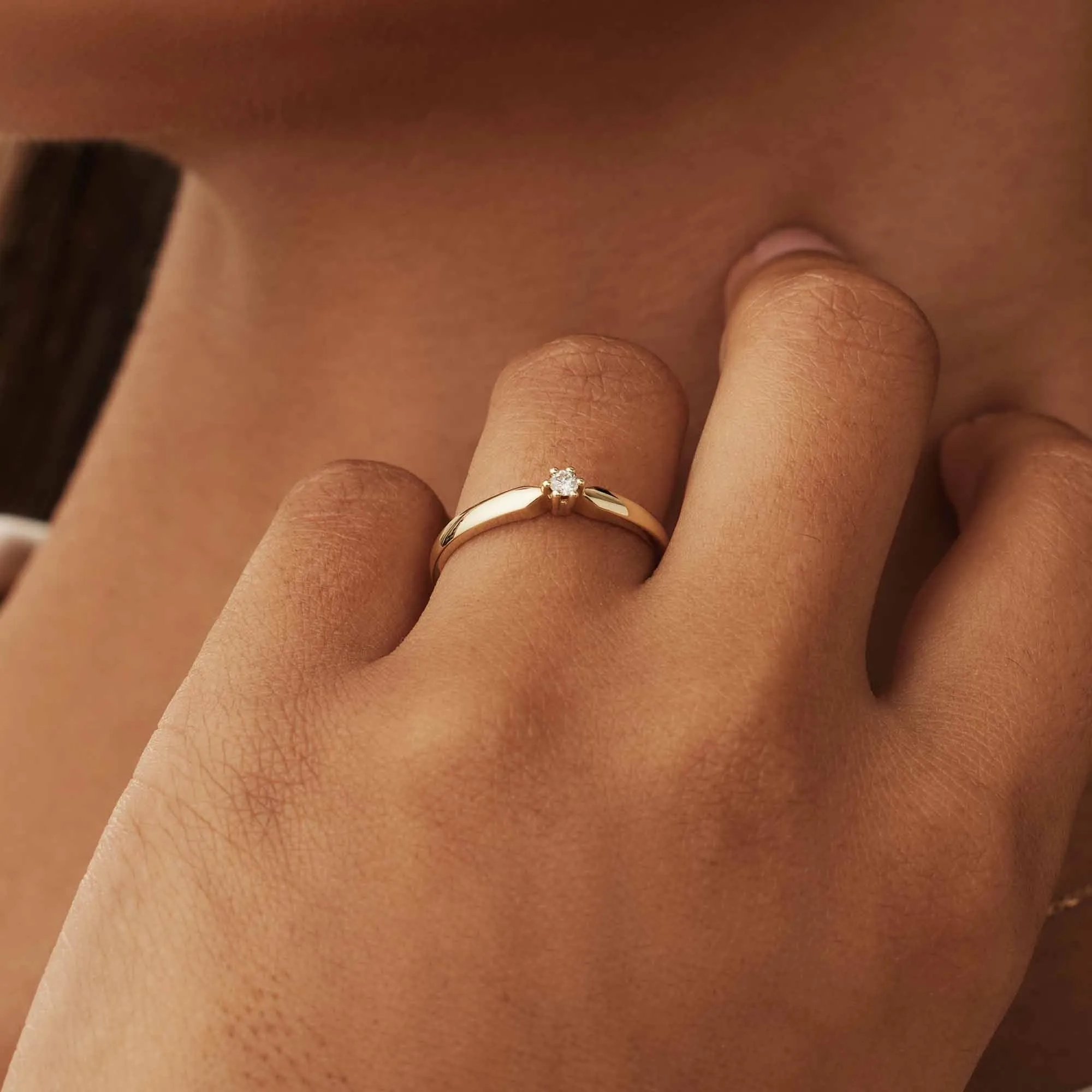 De la Paix Emily 14 karat gold ring with diamond 0.05 carat