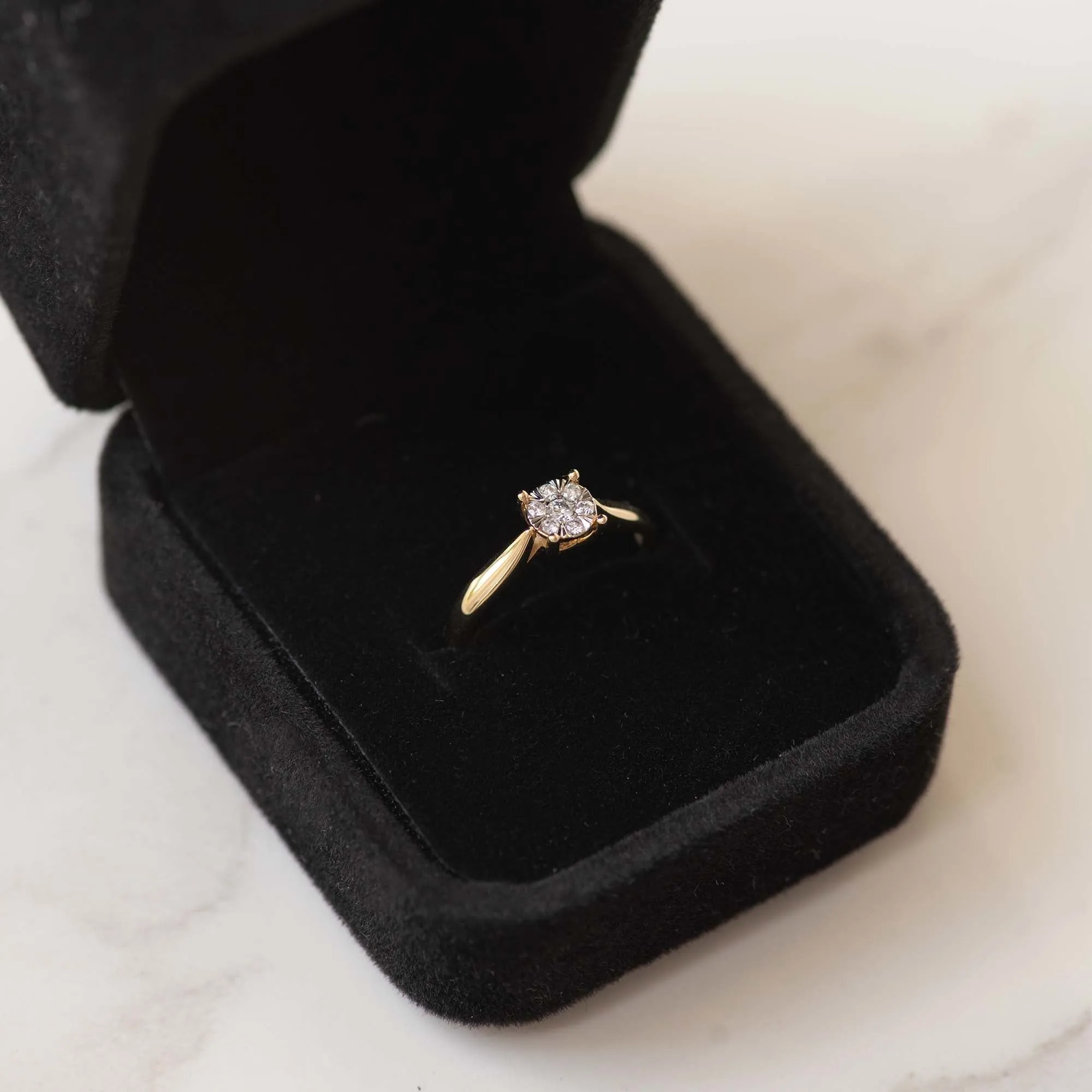 De la Paix Hanaé 14 karat gold ring with diamond 0.08 carat