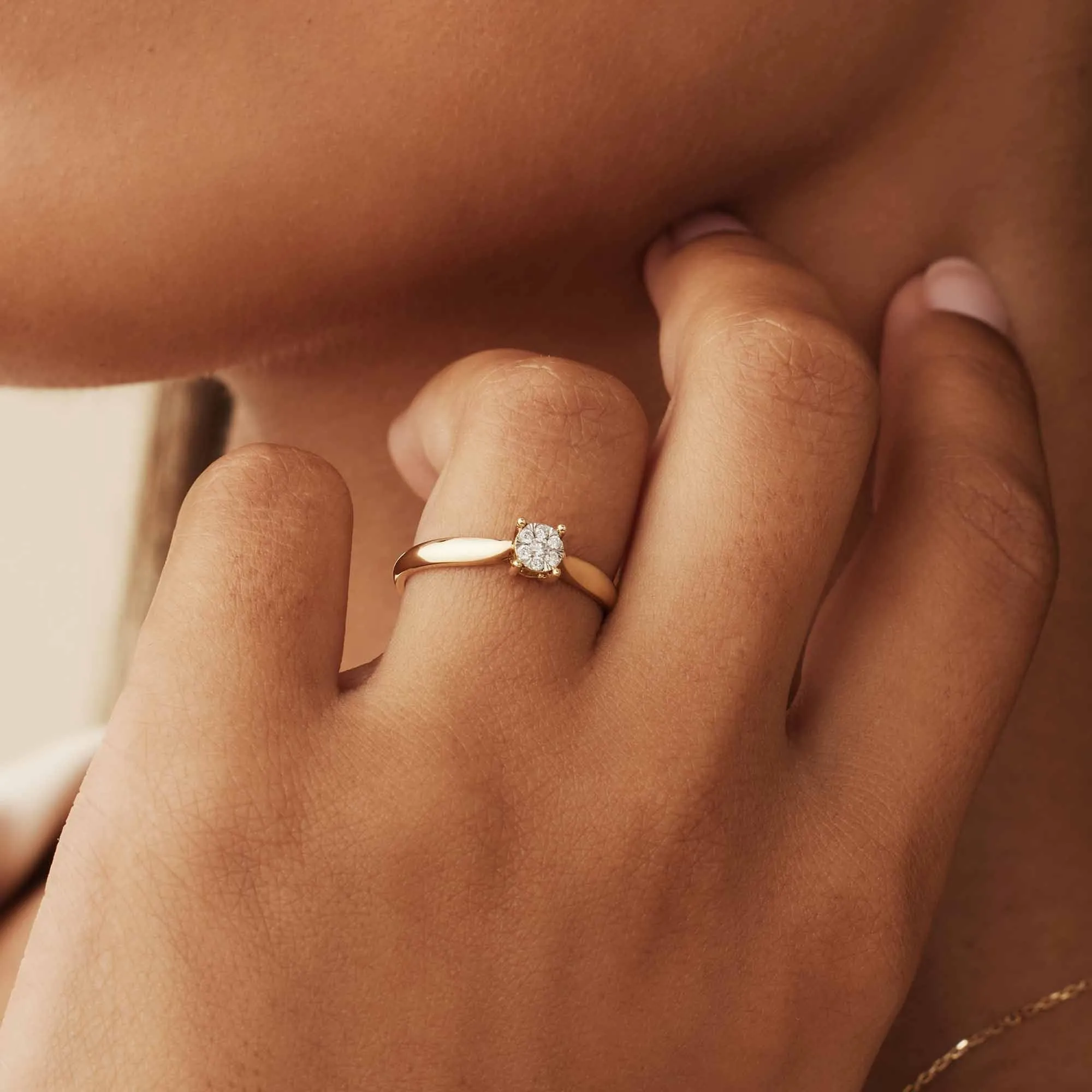 De la Paix Hanaé 14 karat gold ring with diamond 0.08 carat