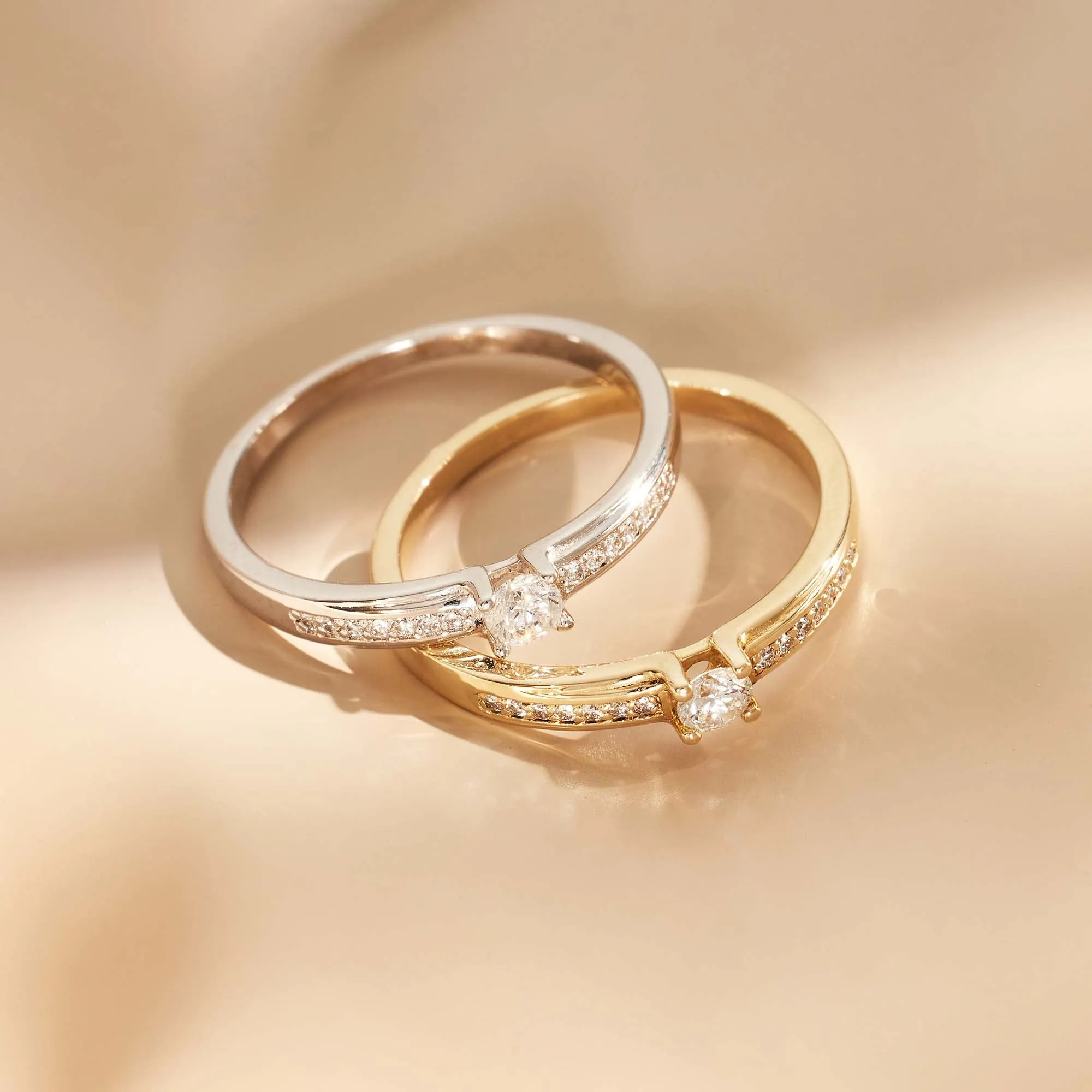 De la Paix Madeline 14 karat white gold ring with diamond 0.20 carat