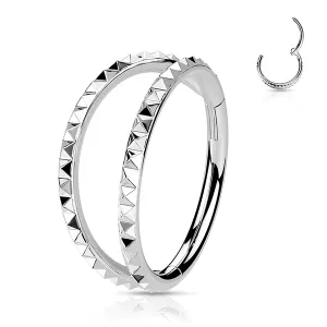 Double Lined Pyramid Cut Hinged Segment Ring