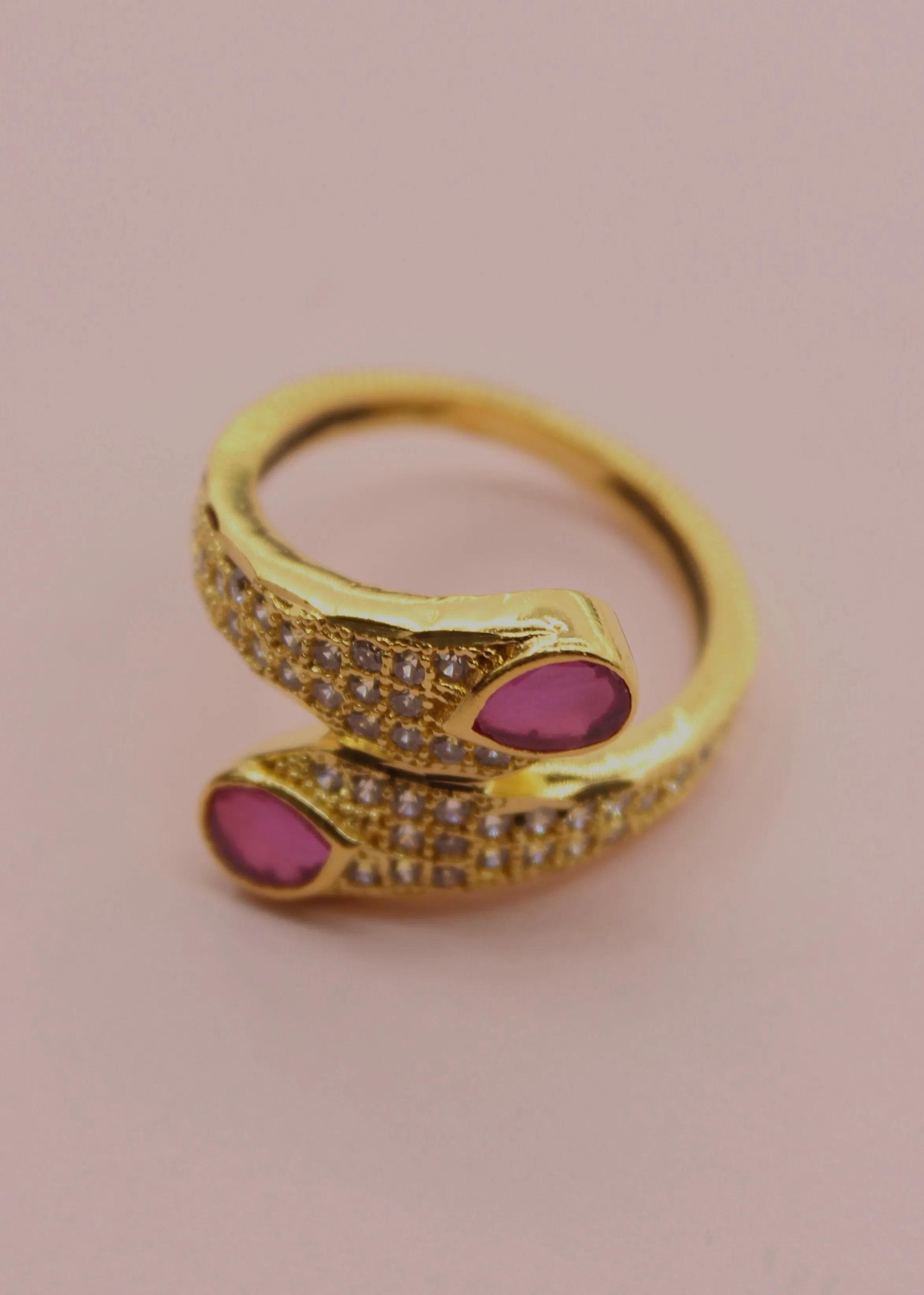 EXCLUSIVE DESIGNER RING