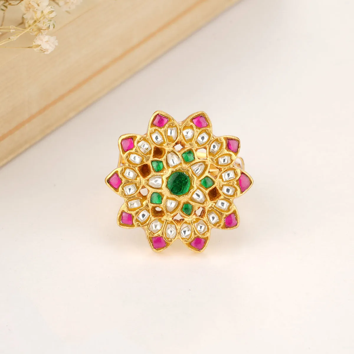 Eye-catching Kundan Ring