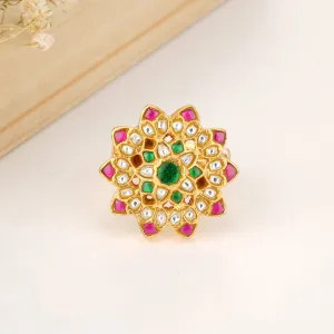 Eye-catching Kundan Ring