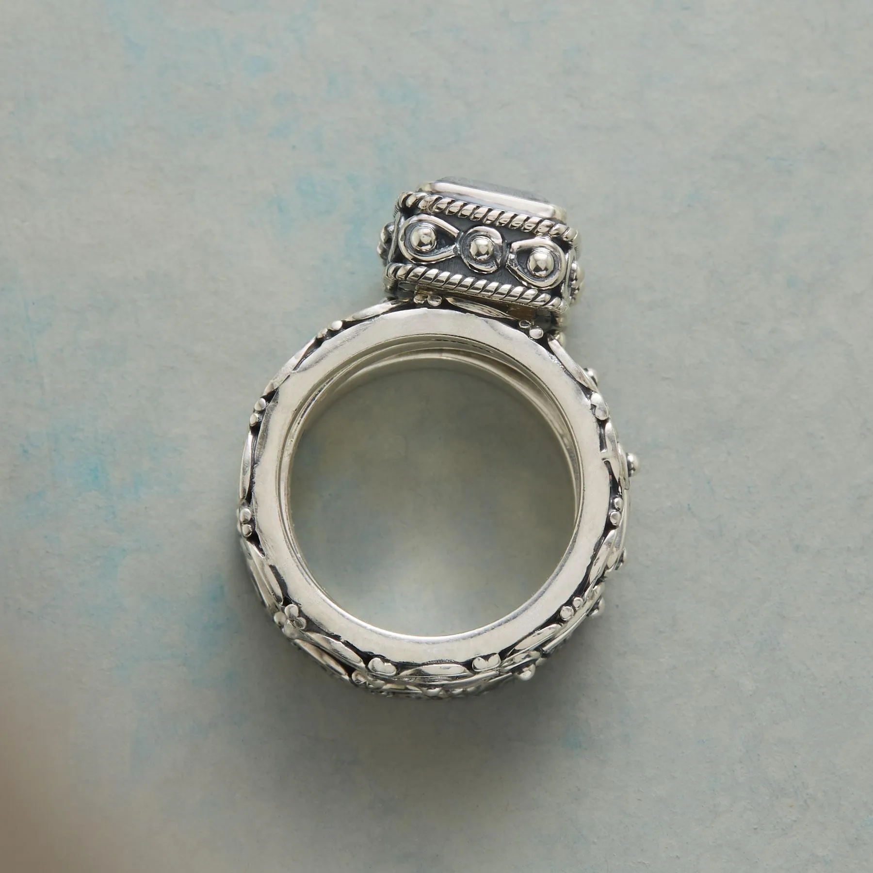 Gift Box Ring Trio