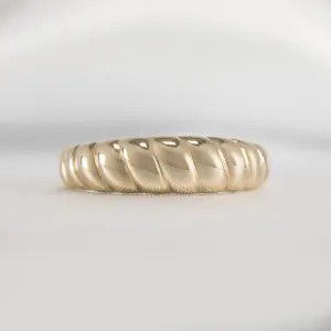 Gold Croissant Ring