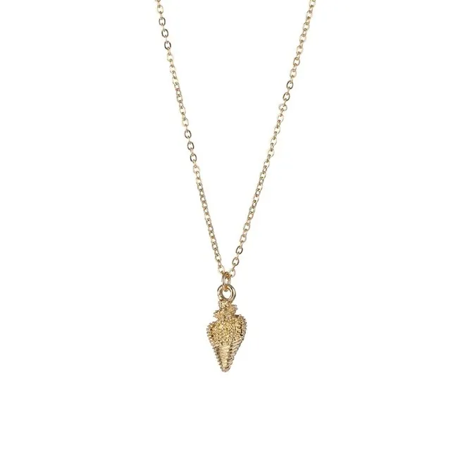 Gold Plated Boho Conch Seashell Pendant Necklace