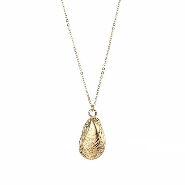 Gold Plated Boho Conch Seashell Pendant Necklace