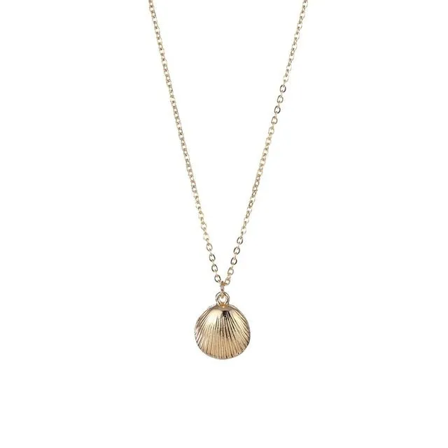 Gold Plated Boho Conch Seashell Pendant Necklace