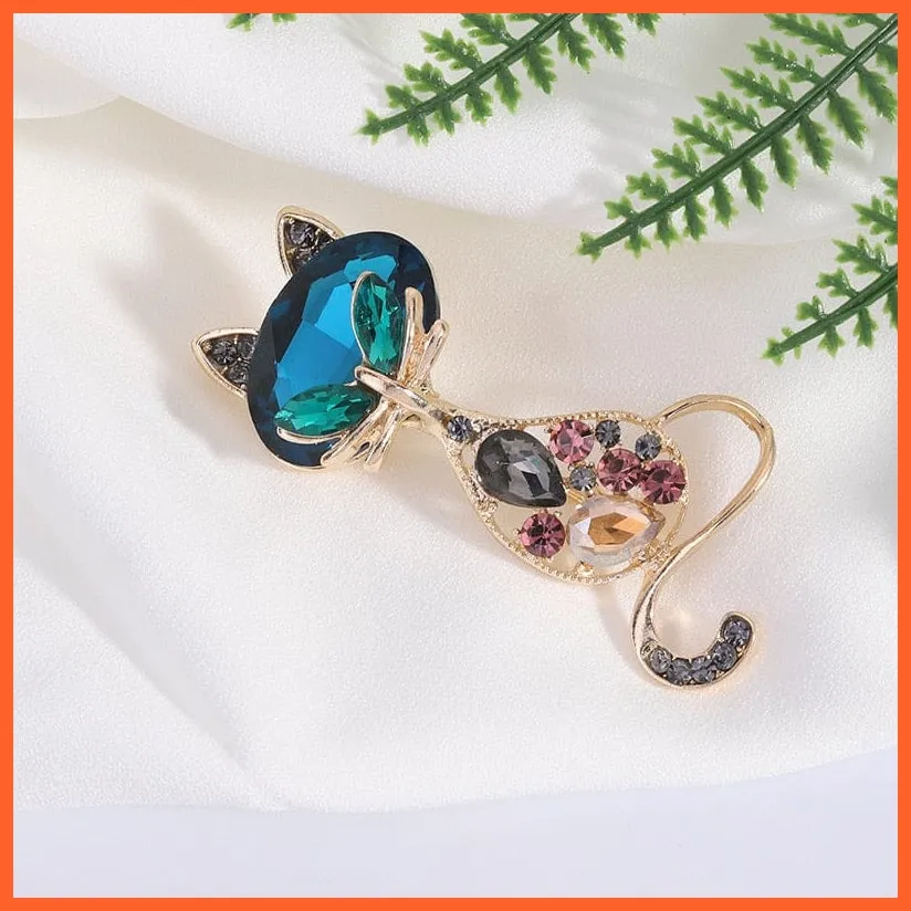 Gold Plated Inlaid Rhinestone Cat Brooch