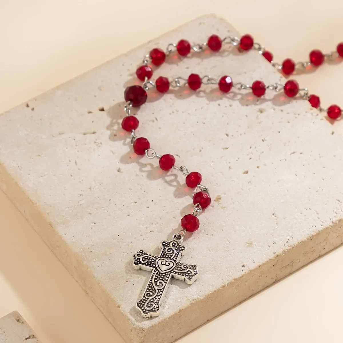 Gothic Cross Necklaces Layered Pearl Beads Cross Pendant Necklaces Punk Vintage Cross Chain Necklace Chunky Cross Necklace Gothic Jewelry for Women
