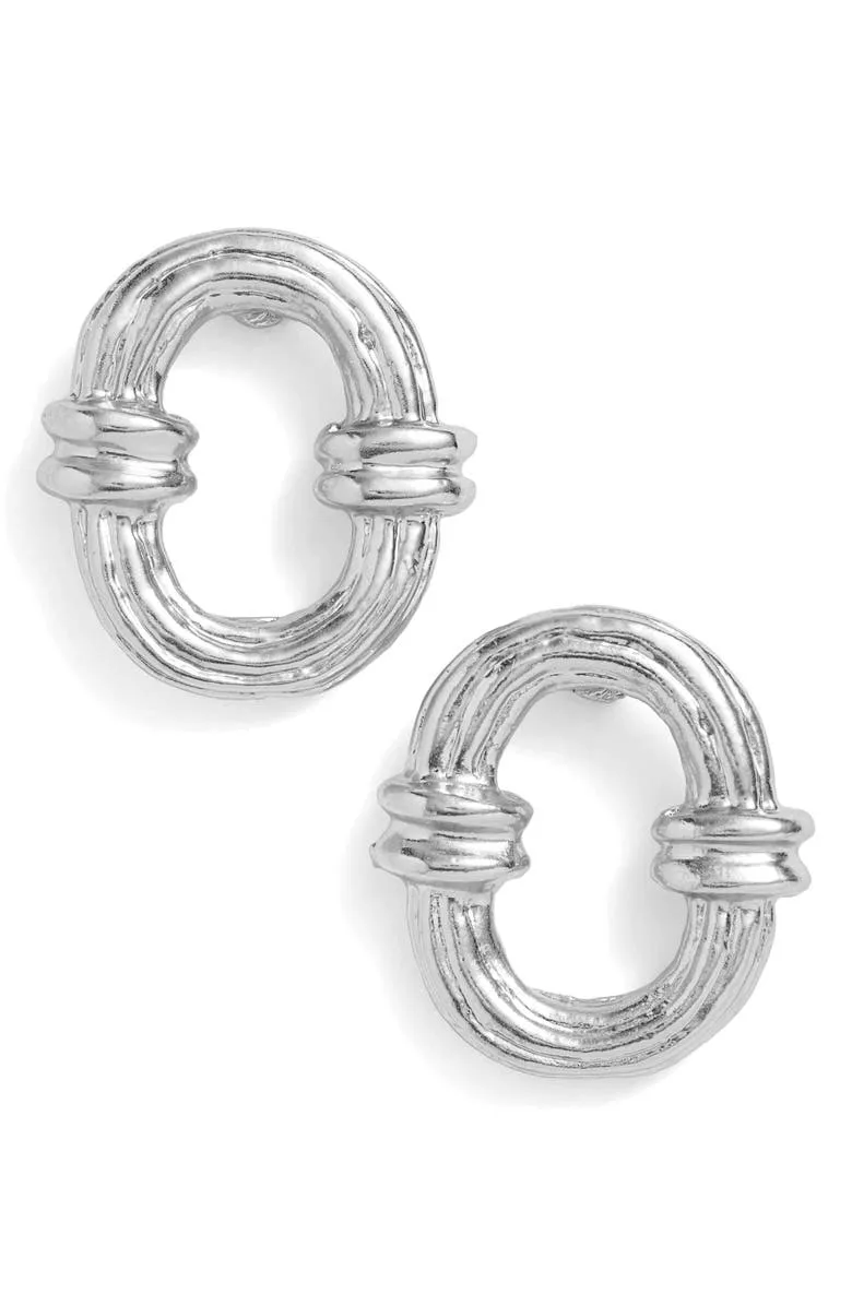 Hollow frame stud earrings