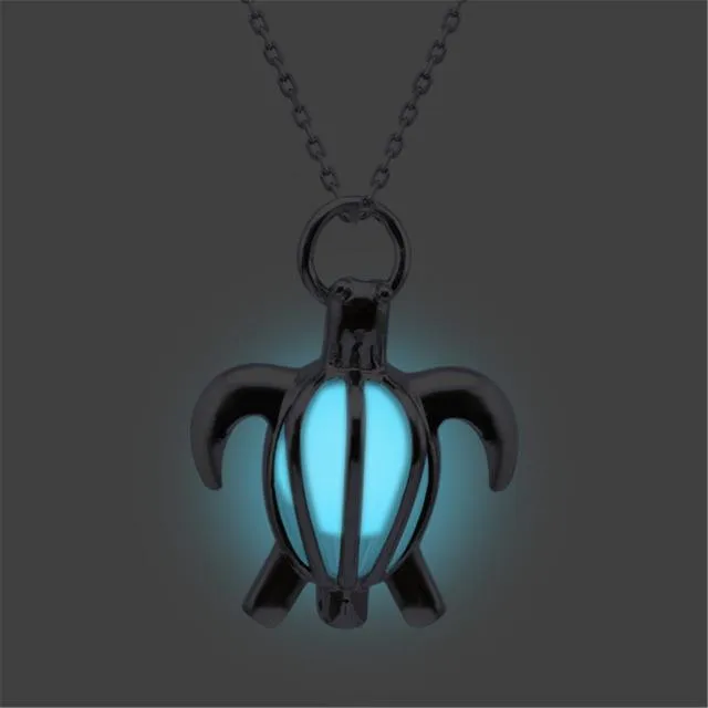 Hollow Turtle Shape Silver Pendant Necklace