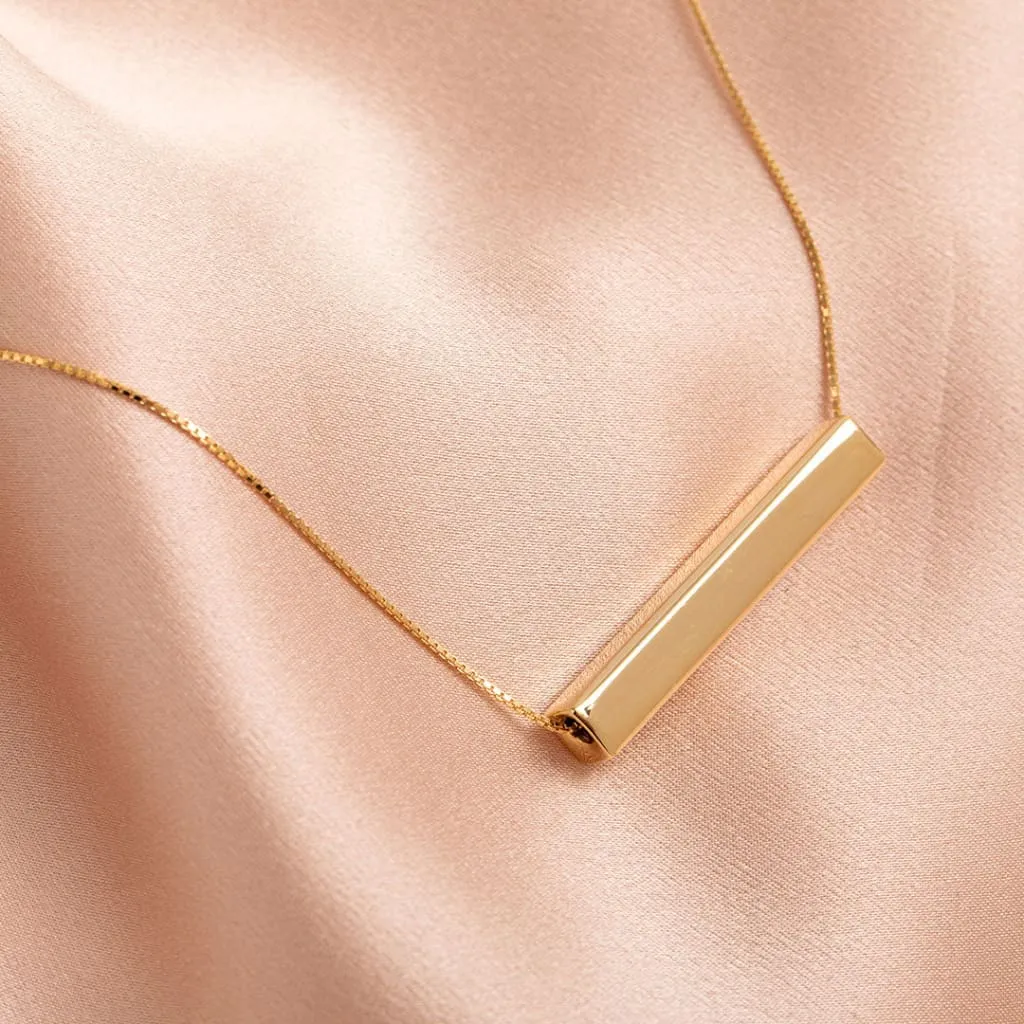 Horizontal Engravable Bar Necklace | 9ct Gold