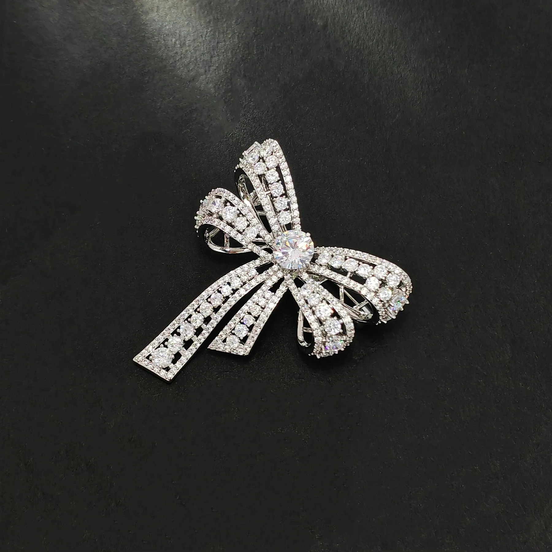Jewelblings Victorian Vintage Silvertone Open Round Stone Domed 4-prong Studded Clear CZ Bow Brooch Bowtie Pins Chic European Bridal Jewelry