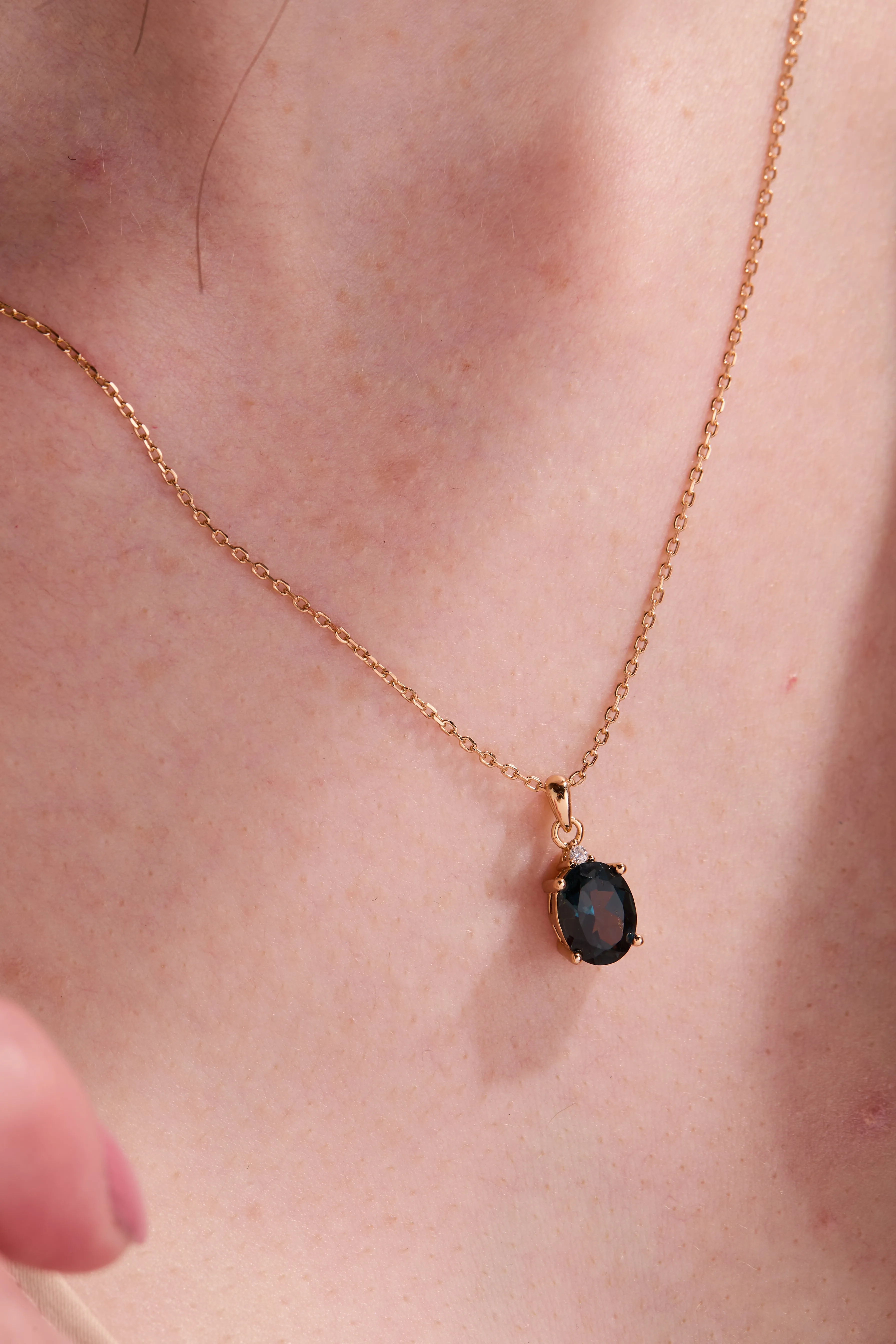 London Blue Topaz Oval Pendant With Chain W.