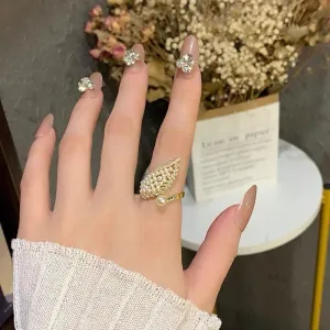 Luxurious Wing Shaped Pearl Zircon Adjustable Rings