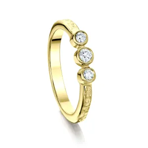 Matrix Diamond Trilogy Ring in 18ct Yellow Gold
