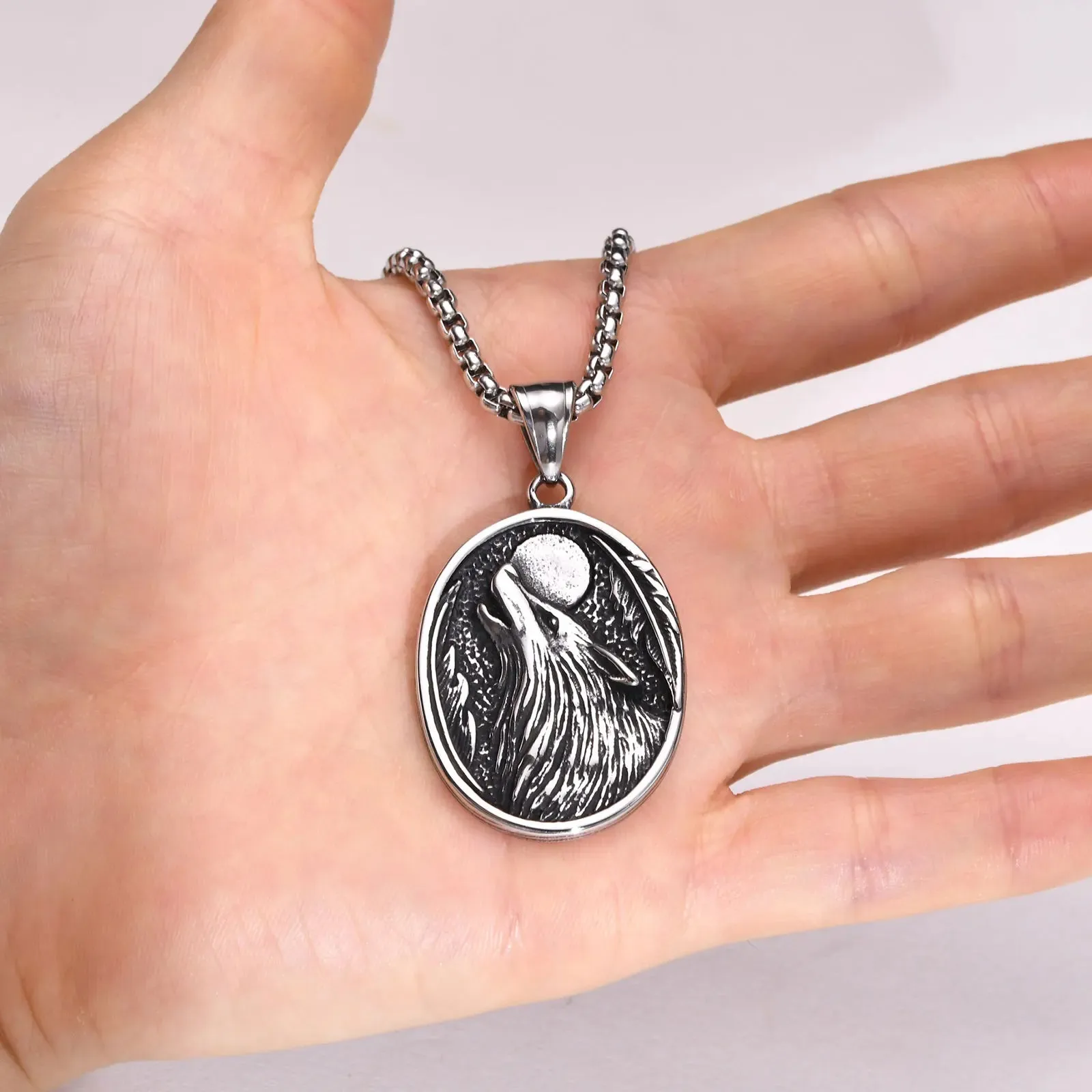 Men Viking Vegvisir Wayfinder Pendant Necklacec with Snake Borde