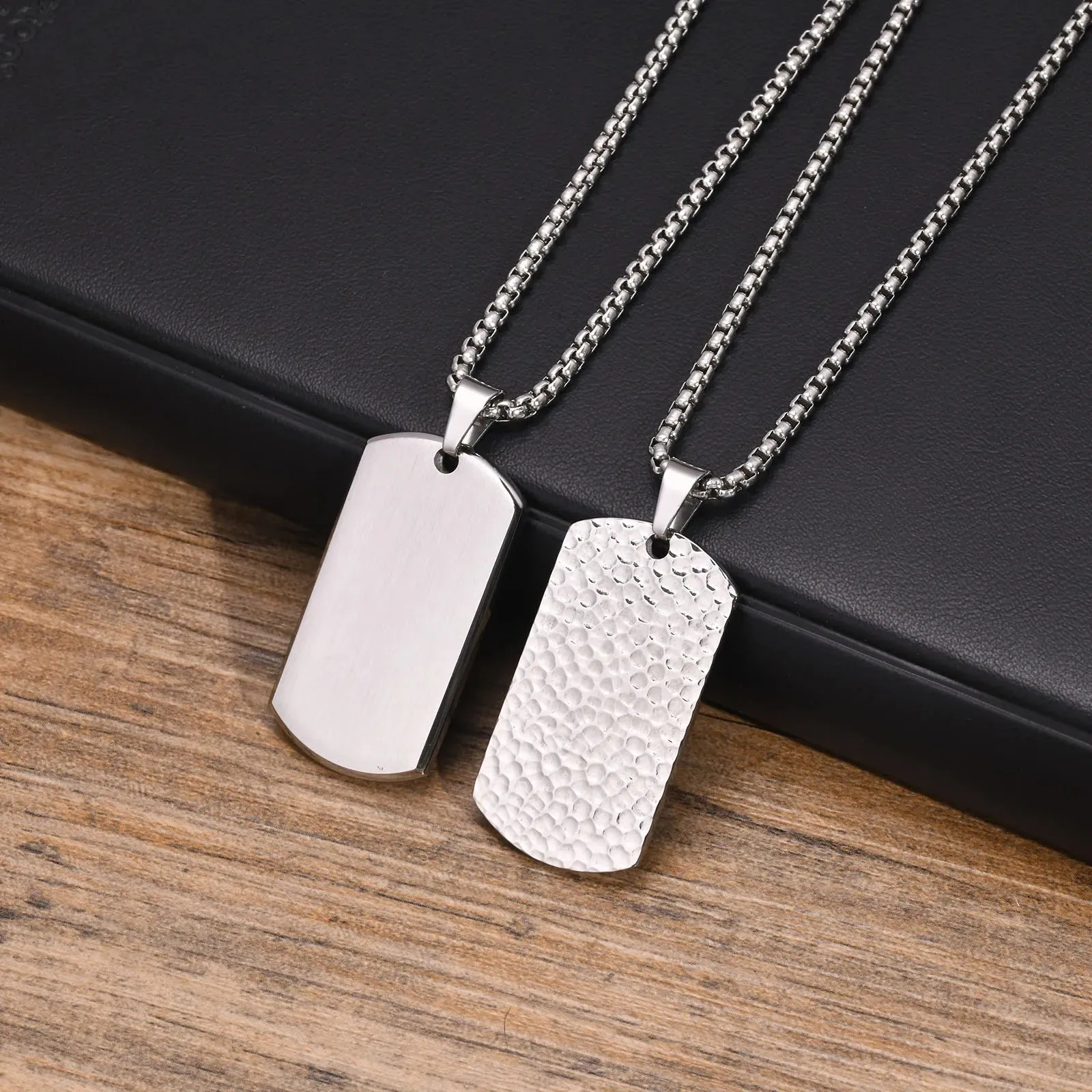 Men's Hammered Style Necklaces,Waterproof Stainless Steel Geometric Pendant Collar