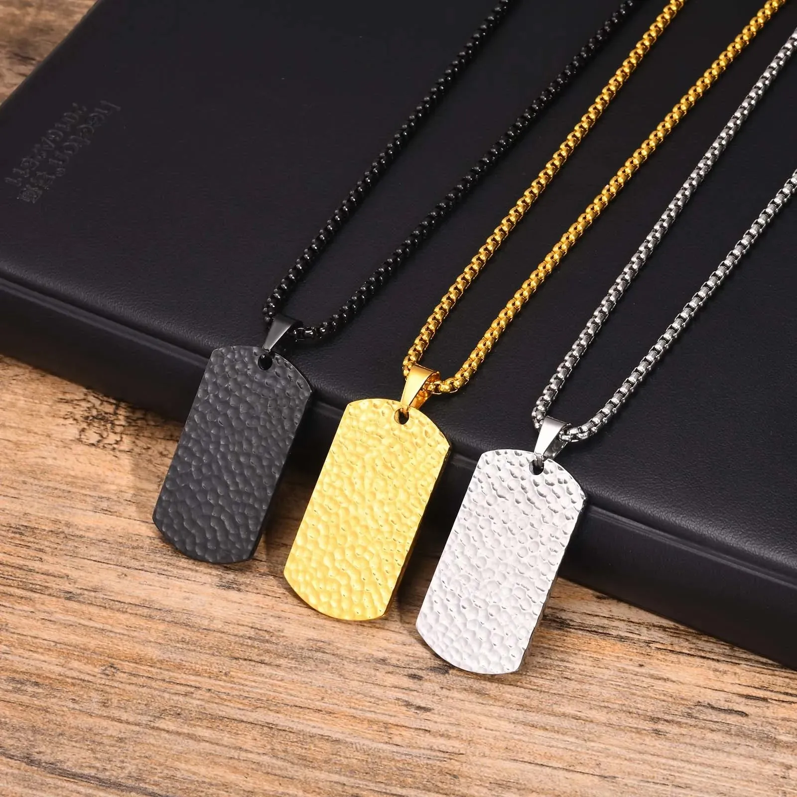 Men's Hammered Style Necklaces,Waterproof Stainless Steel Geometric Pendant Collar