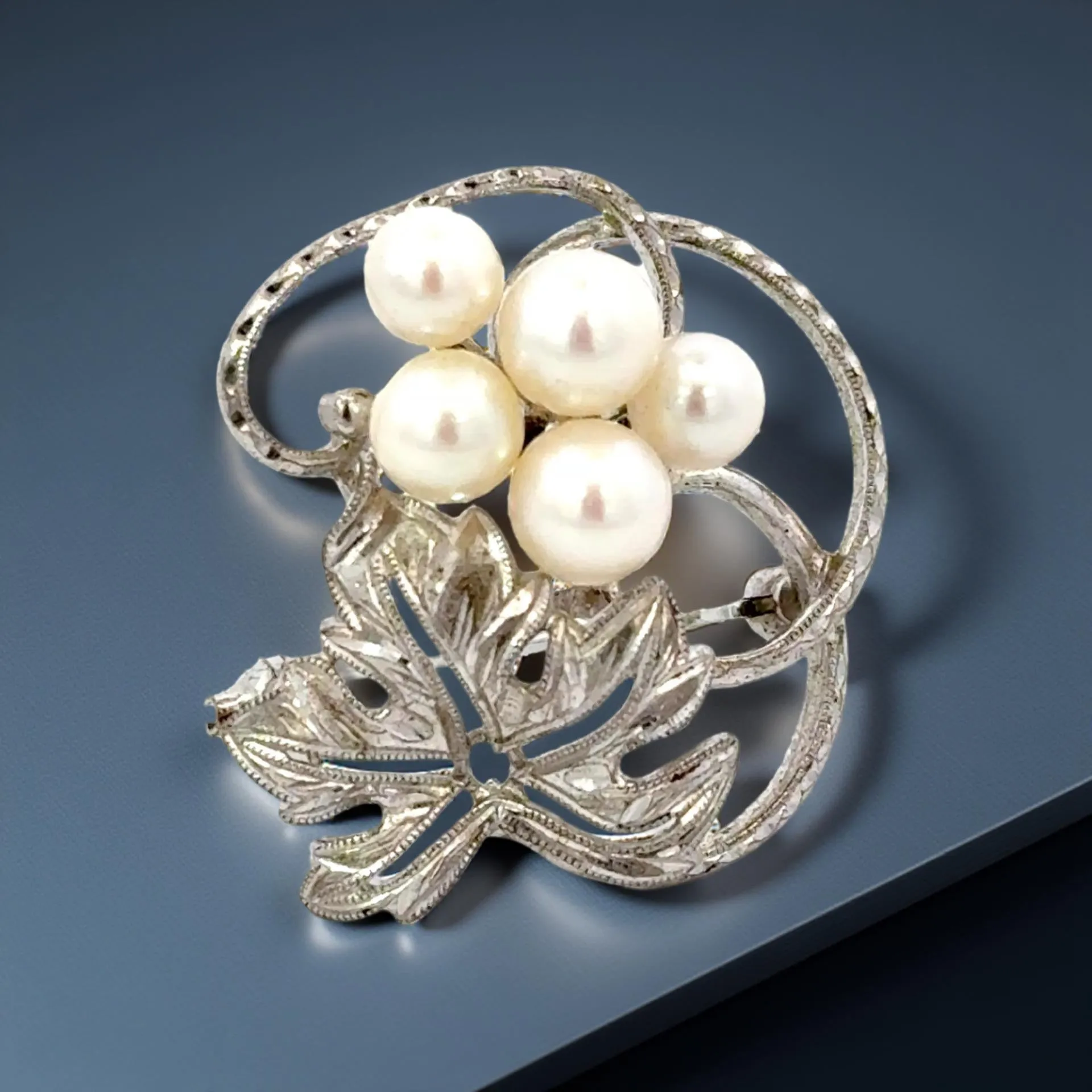 Mikimoto Akoya Pearl Brooch Sterling Silver 6 mm 5.24 Grams Estate M439