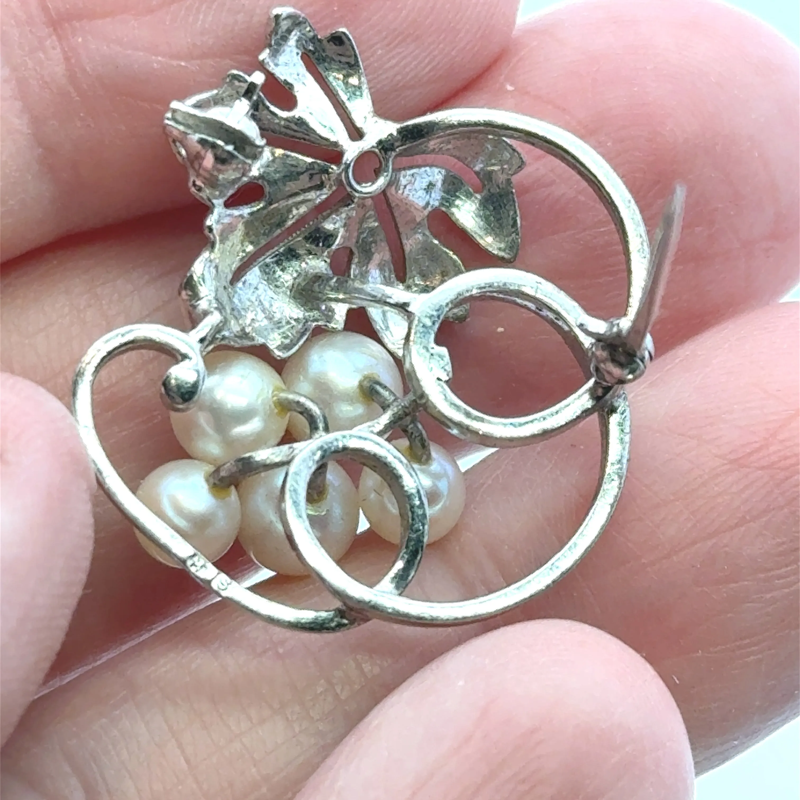 Mikimoto Akoya Pearl Brooch Sterling Silver 6 mm 5.24 Grams Estate M439