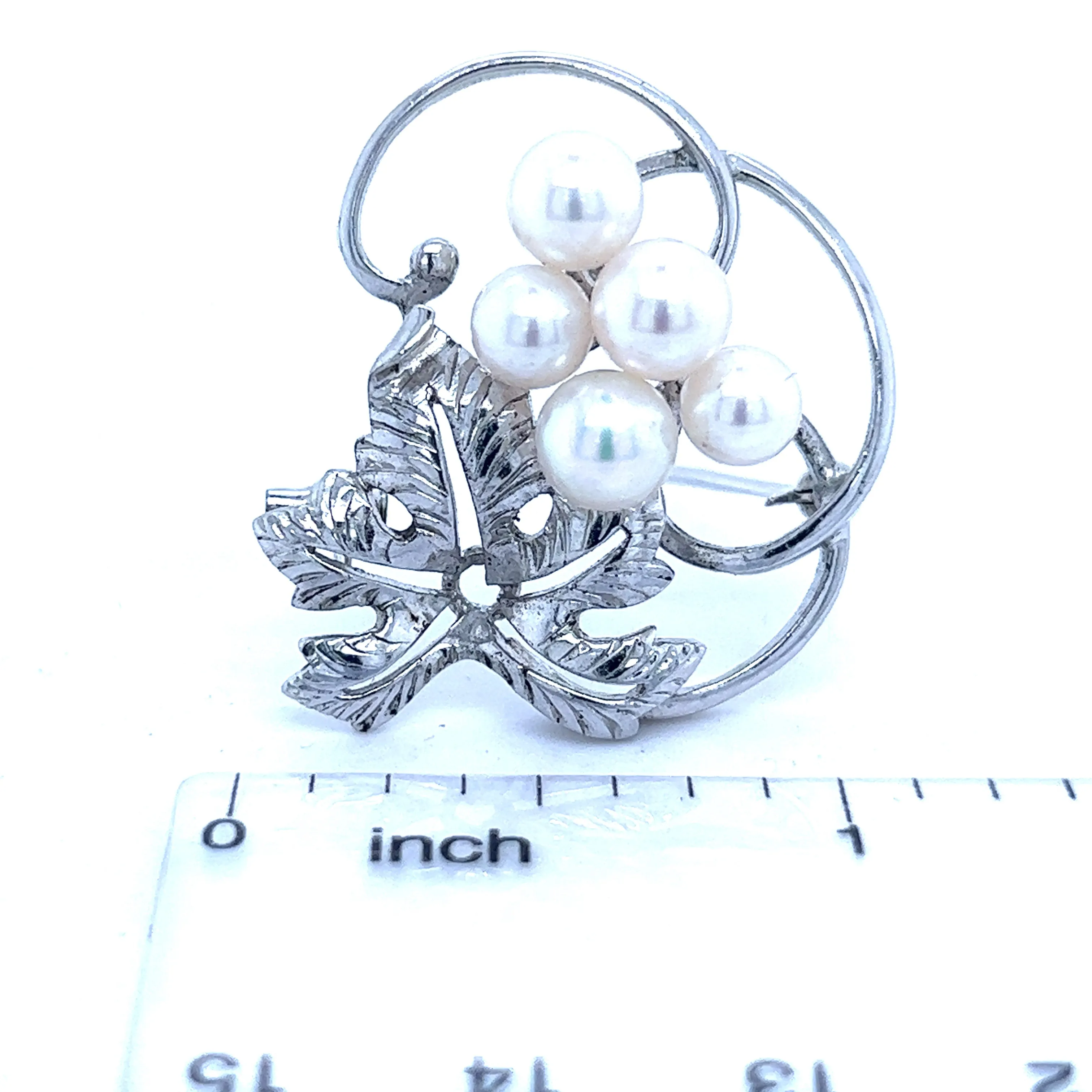 Mikimoto Authentic Estate Akoya Pearl Brooch Pin Sterling Silver 5.85 mm M302