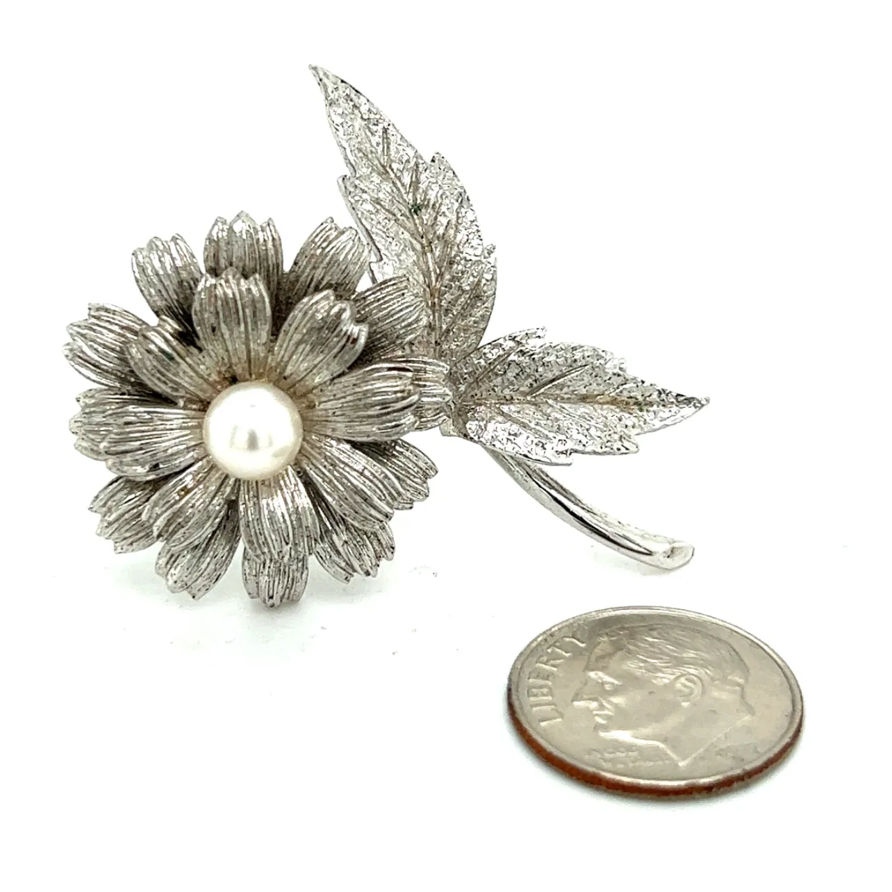 Mikimoto Estate Akoya Flower Pearl Brooch Pin Sterling Silver 6.16 mm M415