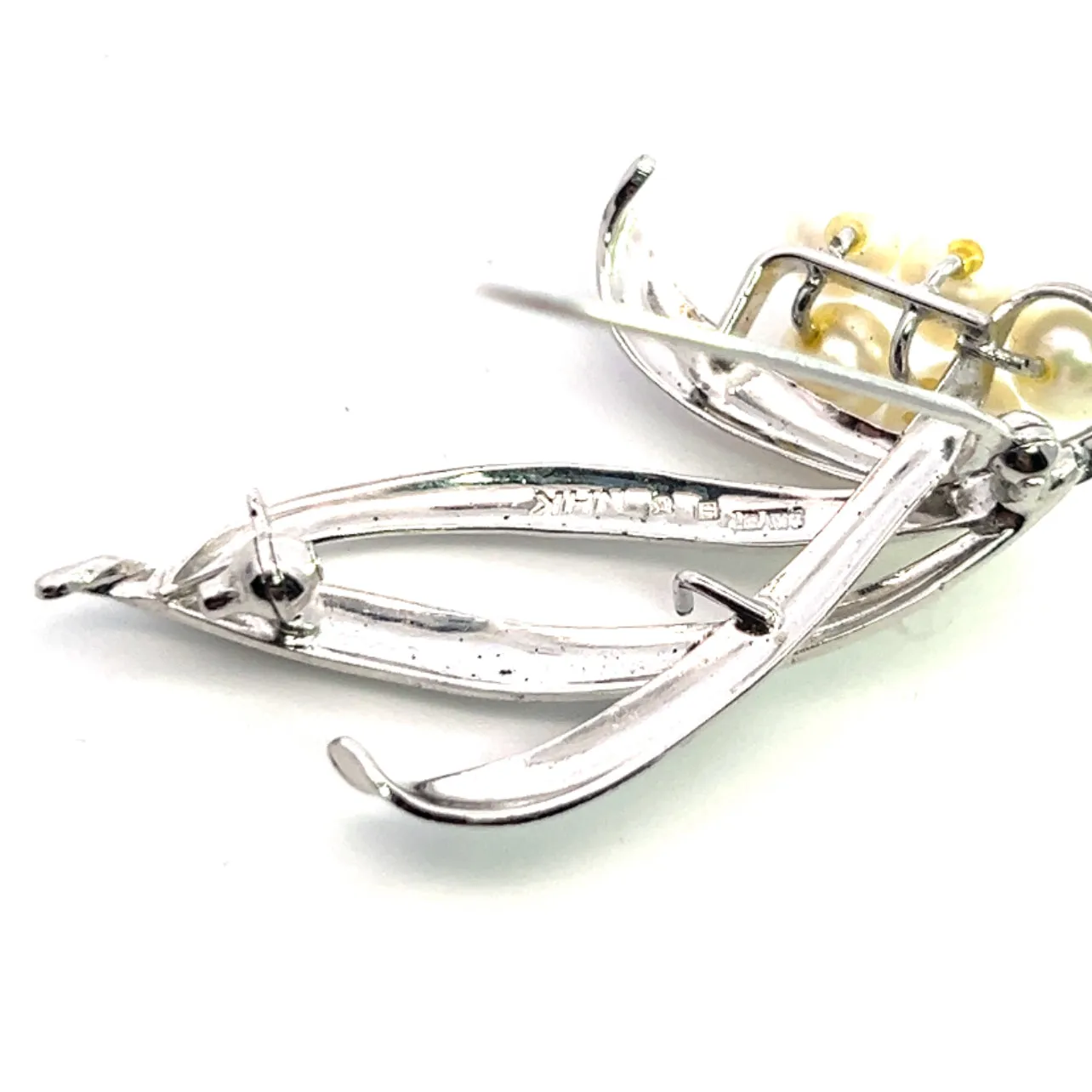 Mikimoto Estate Akoya Pearl Brooch 6.40-5.30 mm Silver M376