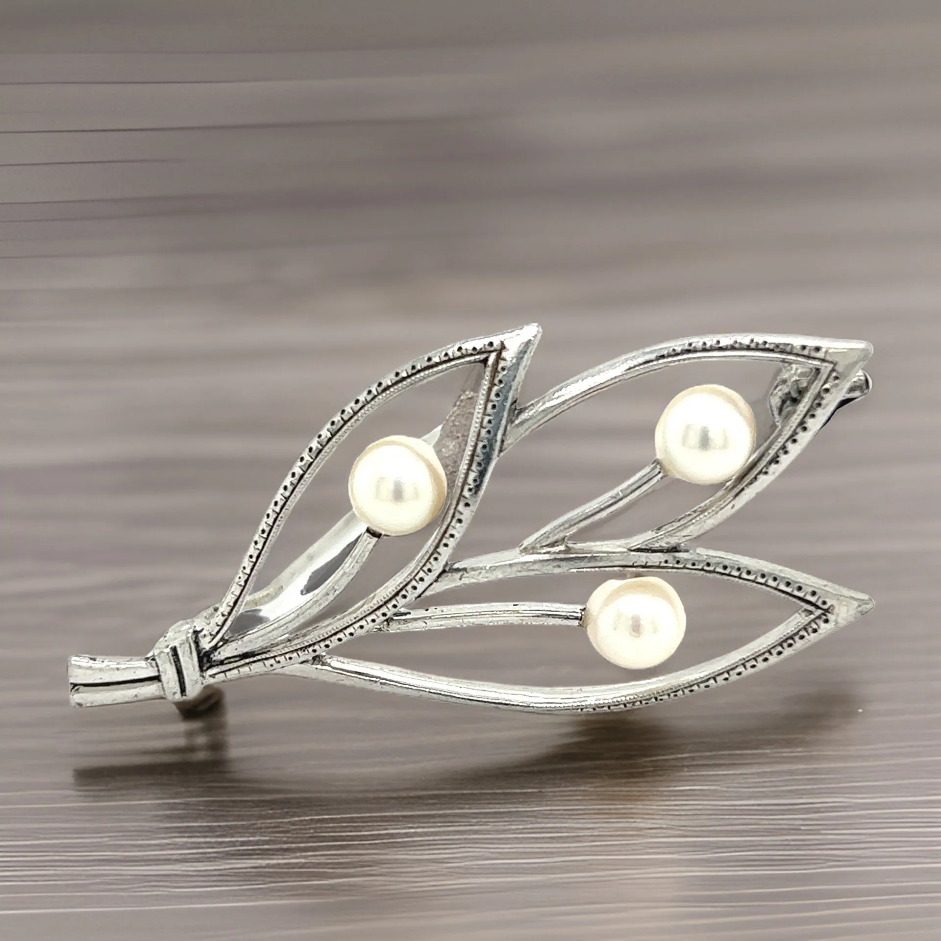 Mikimoto Estate Akoya Pearl Brooch Pin Sterling Silver 5.05 mm M279