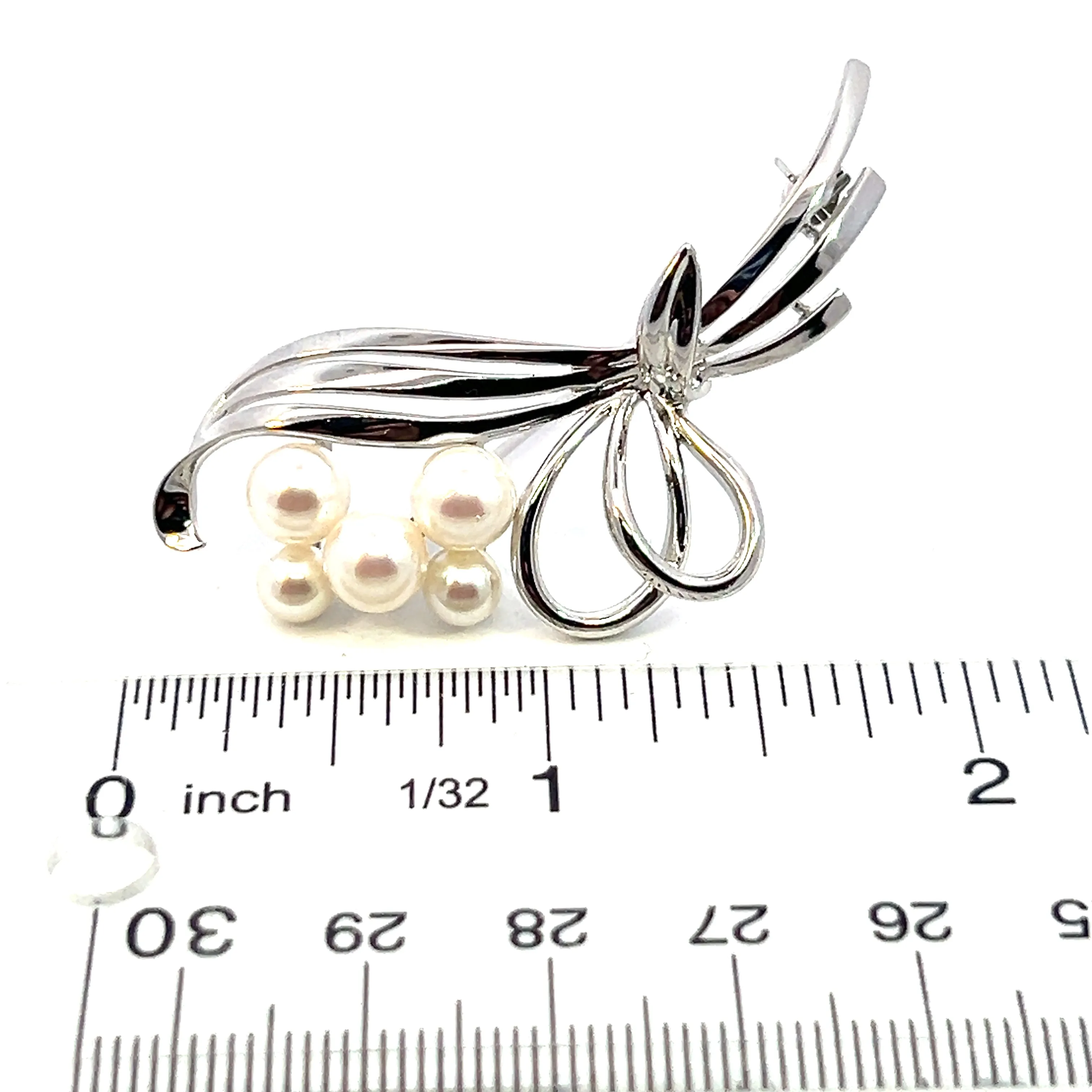 Mikimoto Estate Akoya Pearl Brooch Silver 6.50 mm M372