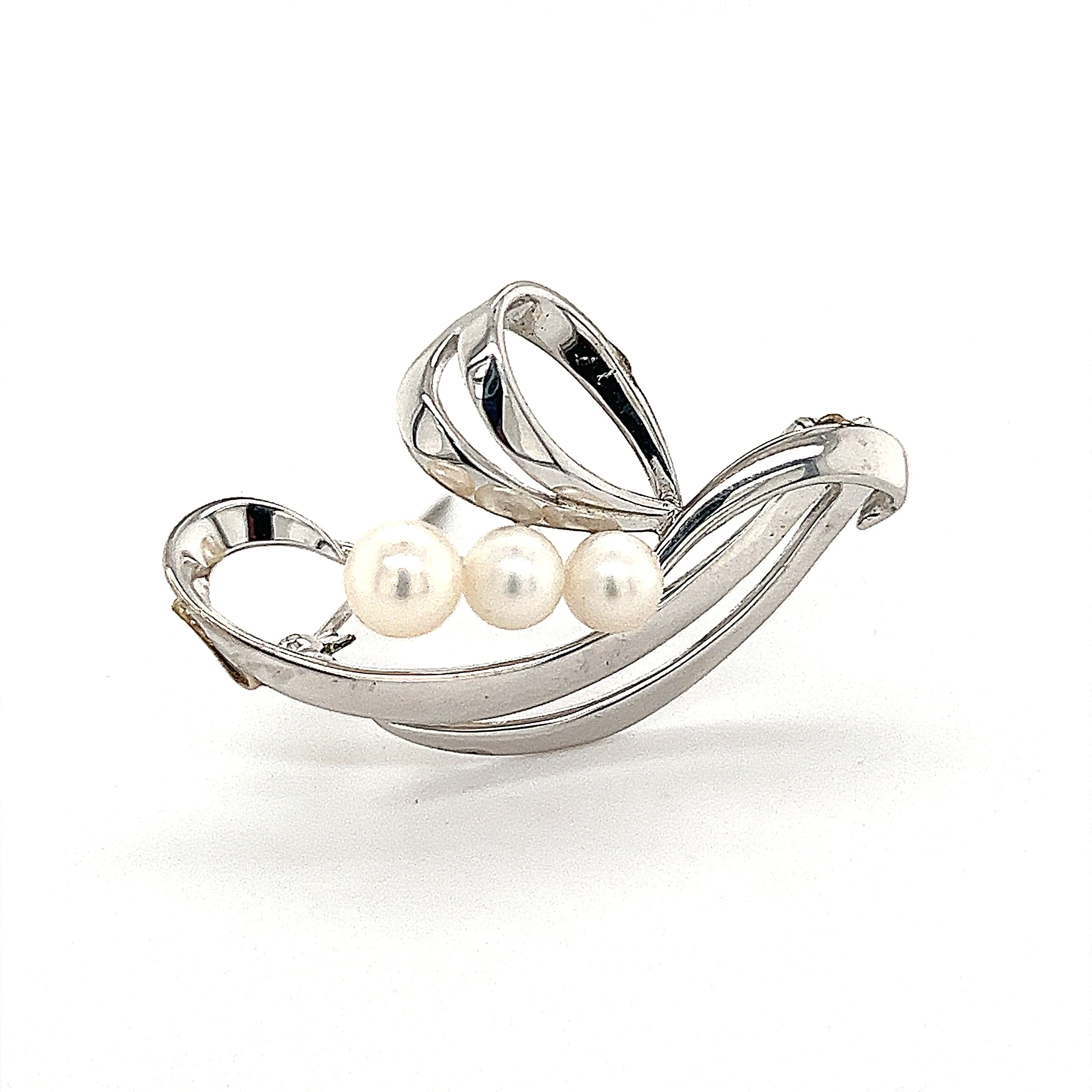 Mikimoto Estate Akoya Pearl Brooch Sterling Silver 6.5 mm 5 Grams M240
