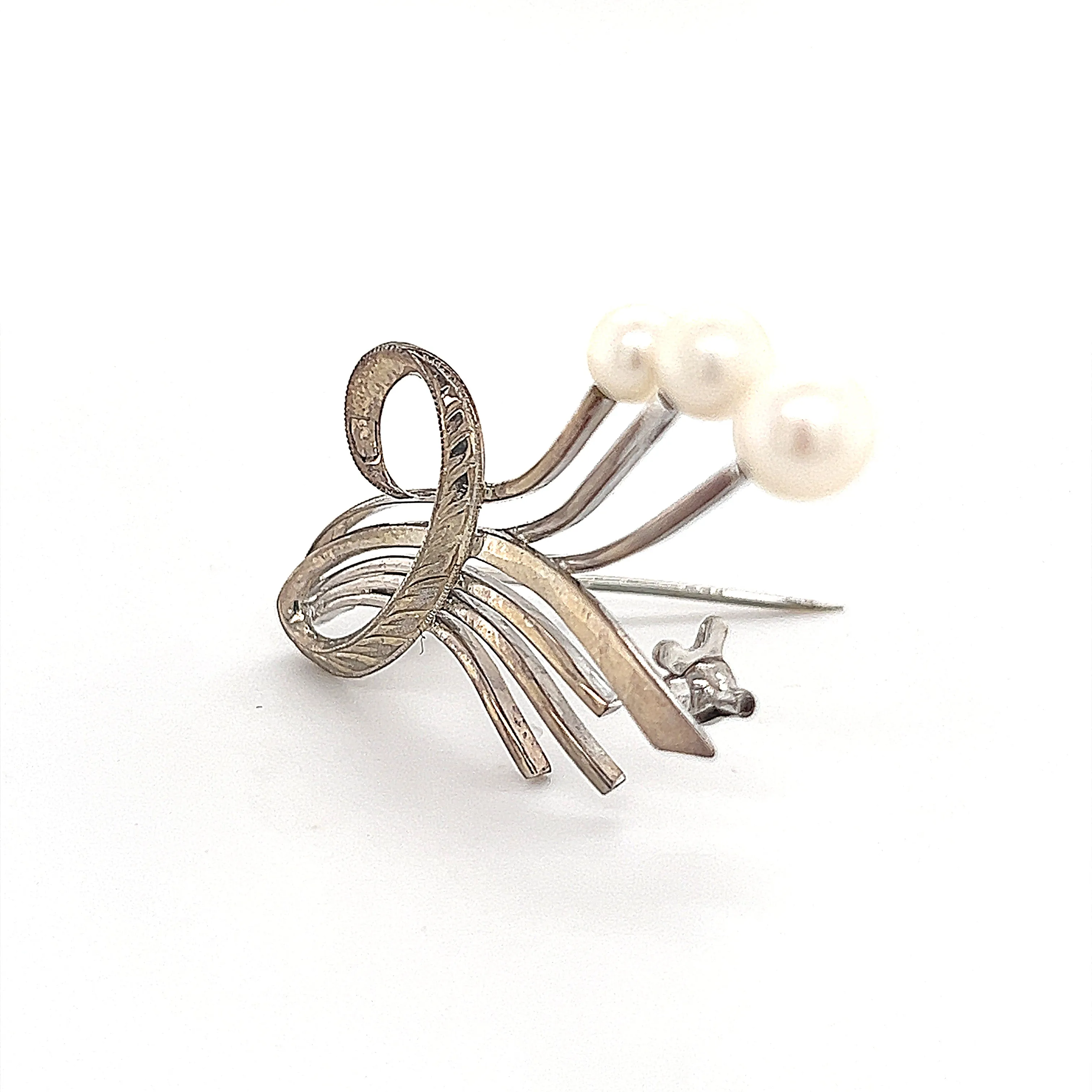 Mikimoto Estate Akoya Pearl Brooch Sterling Silver 6.5 mm 5 Grams M241
