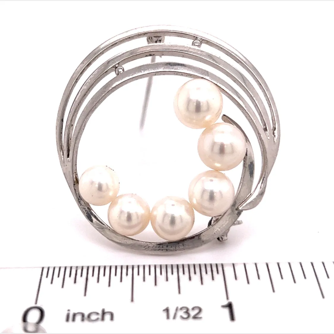 Mikimoto Estate Akoya Pearl Circle Brooch Sterling Silver 7.5 mm M264